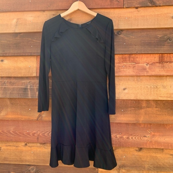 Ann Taylor Size 6 Dress - Picture 3 of 7